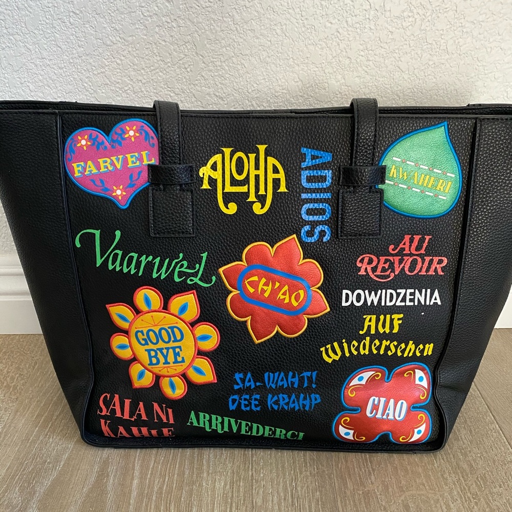 NWT Danielle Nicole Disneyland park small world tote bag purse black Disney